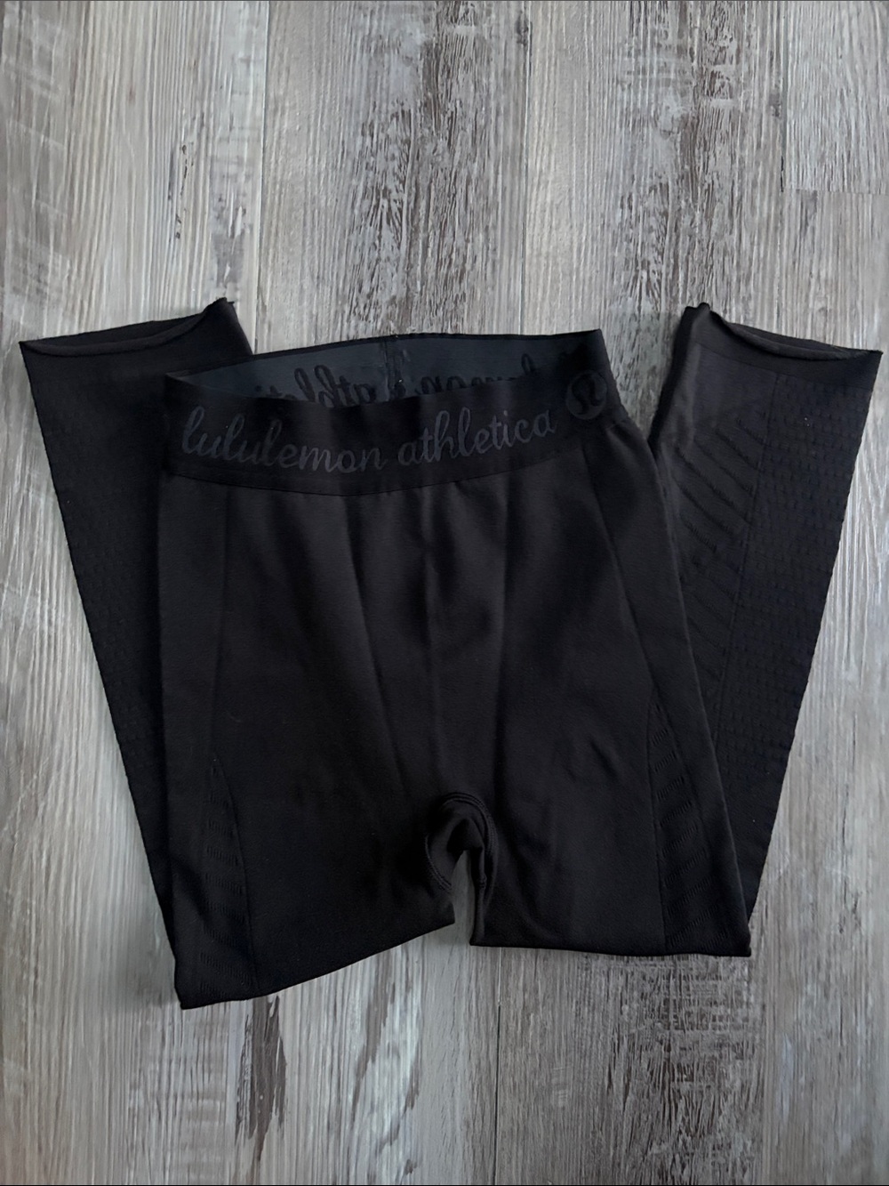 Lululemon Seamless Compression Leggings Black Logo Waistband - Picture 4 of 10